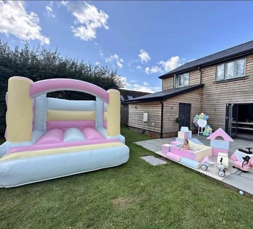 Pastel multi coloured bouncy - coloured,