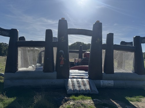 For sale bouncy - xl, castle