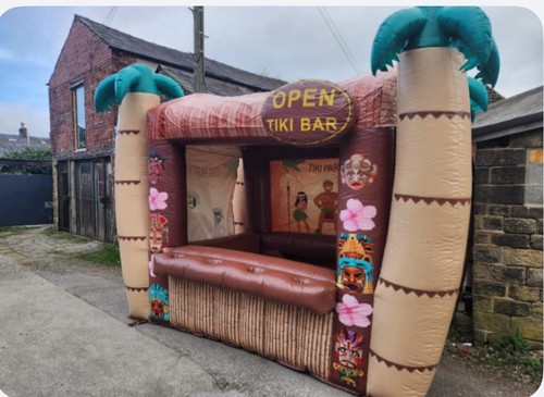 Bounce castle tiki bar - castle,